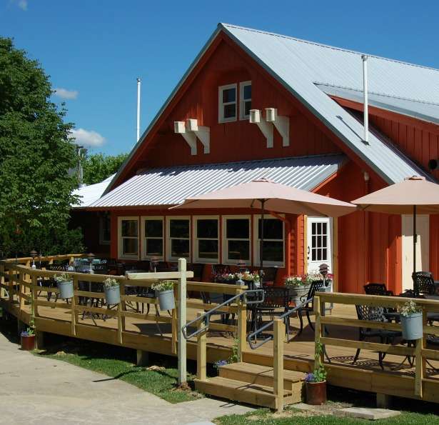 Brown County Inn | 51 State Rd 46, Nashville, IN 47448, USA | Phone: (800) 772-5249