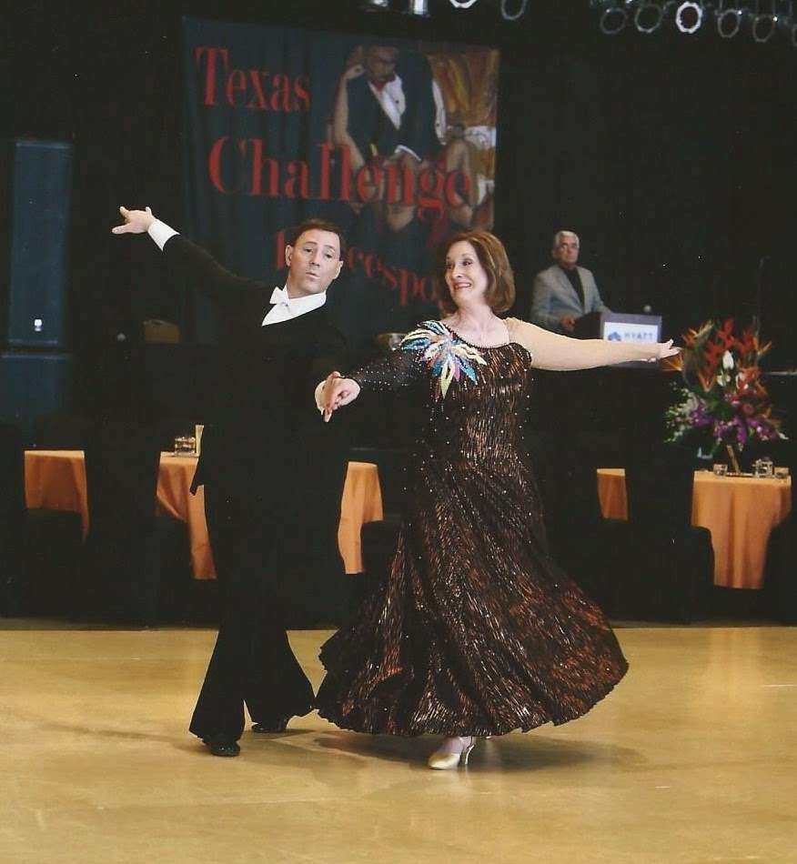 USA Ballroom and Wedding Dance | 8734 Woodbrook Dr, Dallas, TX 75243, USA | Phone: (469) 579-7621