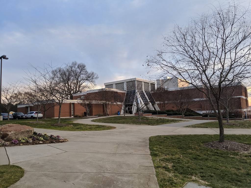 Forsyth Technical Community College Main Campus | 2100 Silas Creek Pkwy, Winston-Salem, NC 27103, USA | Phone: (336) 723-0371 Forsyth Technical Community College Main Campus | 2100 Silas Creek Pkwy, Winston-Salem, NC 27103, USA | Phone: (336) 723-0371