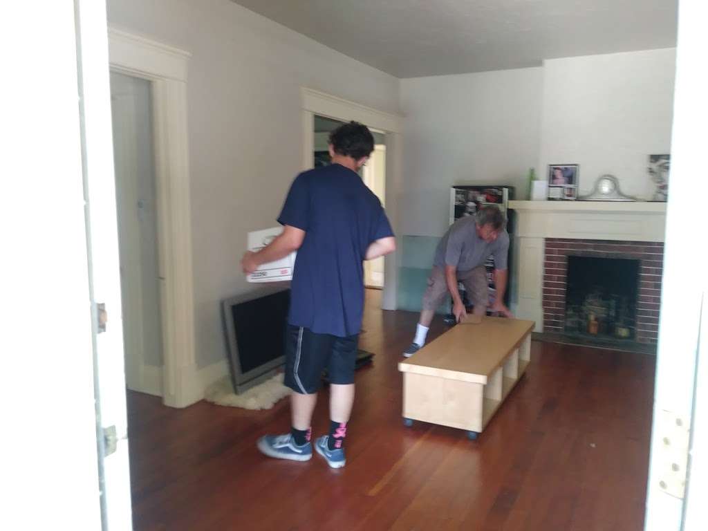 Moving Movers Riverside | 20689 Gelman Dr, Riverside, CA 92508, USA | Phone: (951) 987-1558