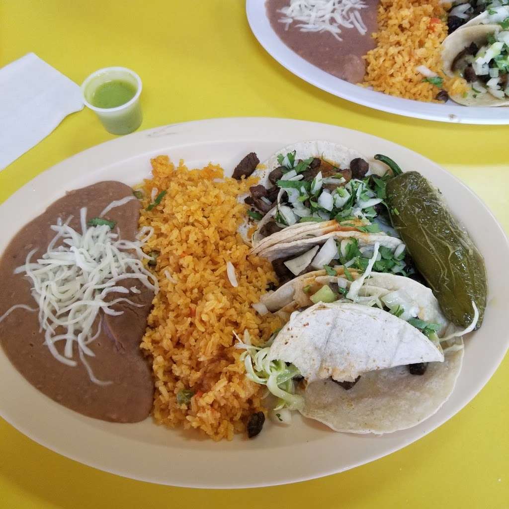 Tacos Mi Ranchito | 2201 N 83rd Ave, Phoenix, AZ 85035, USA | Phone: (623) 873-2985