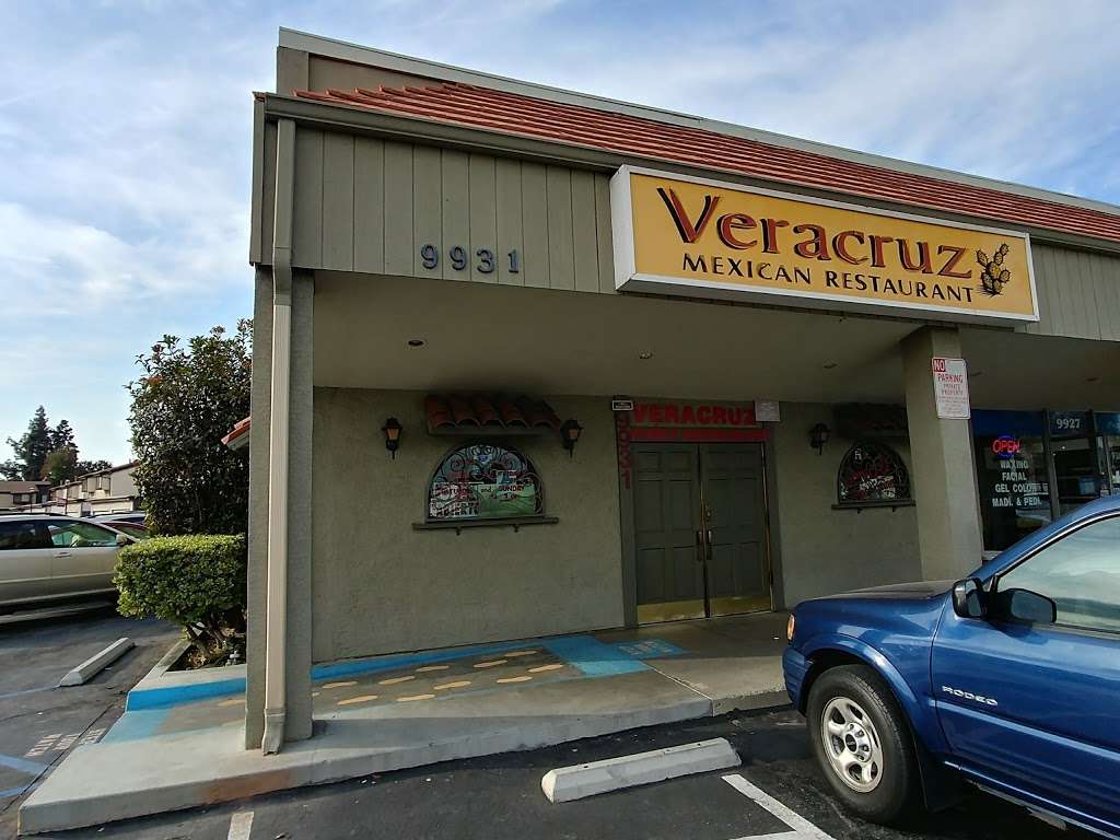Veracruz Restaurant | 9931 Orr and Day Rd, Santa Fe Springs, CA 90670, USA | Phone: (562) 868-9188