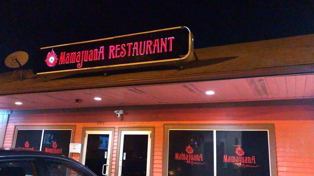 MamaJuana Restaurant Pawtucket RI | 904 Main St, Pawtucket, RI 02860, USA | Phone: (401) 475-2374