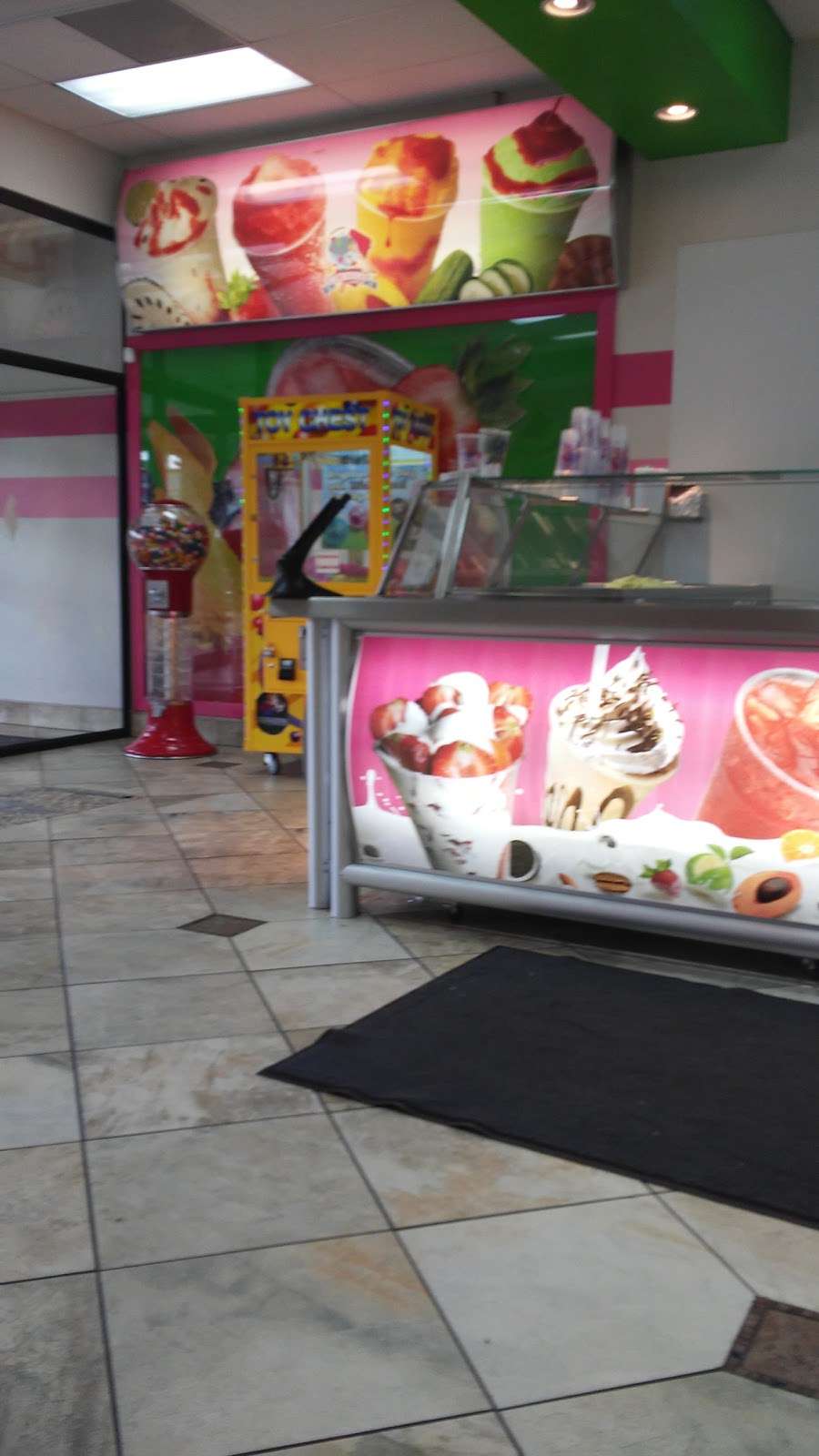 La Michoacana | 559 N McLean Blvd, Elgin, IL 60123 | Phone: (224) 227-6184