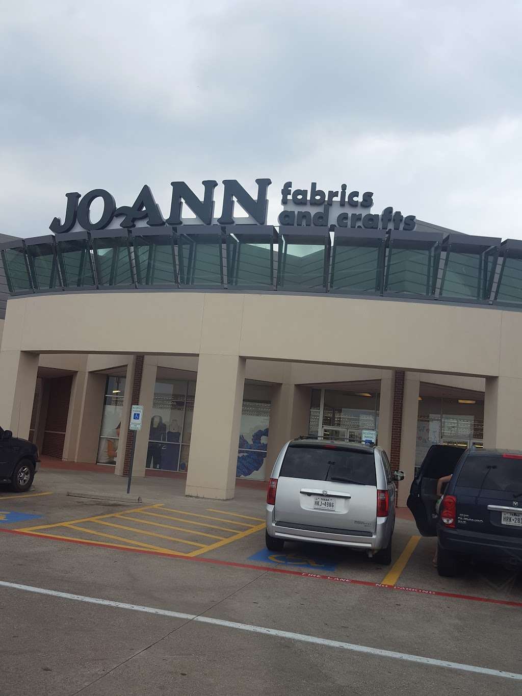 JOANN Fabrics and Crafts | 1515 N Town E Blvd Ste 159, Mesquite, TX 75150, USA | Phone: (972) 613-1391