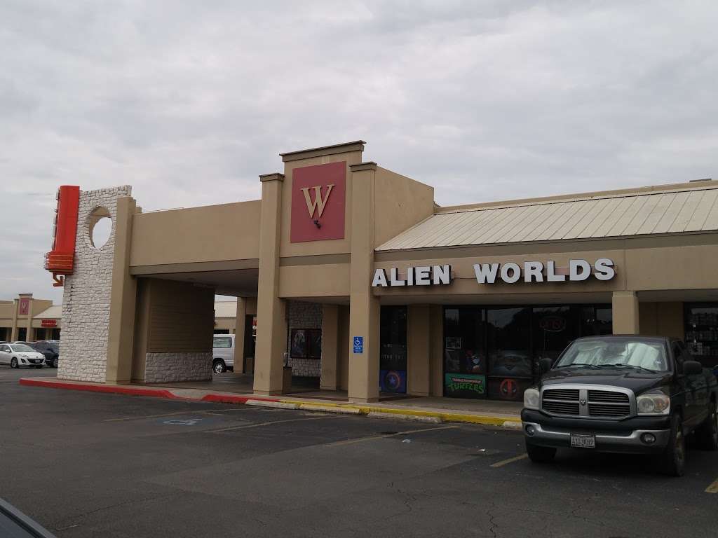Alien Worlds | 1255 SW Loop 410 #123, San Antonio, TX 78227, USA | Phone: (210) 674-1700
