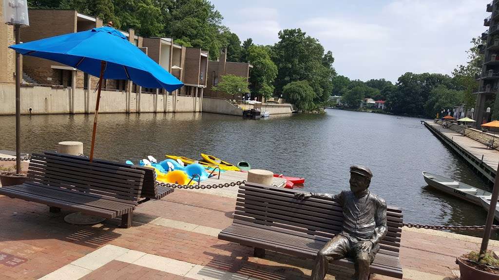 Lake Anne, Blue Trail | 1608-1618 Wiehle Ave, Reston, VA 20190, USA