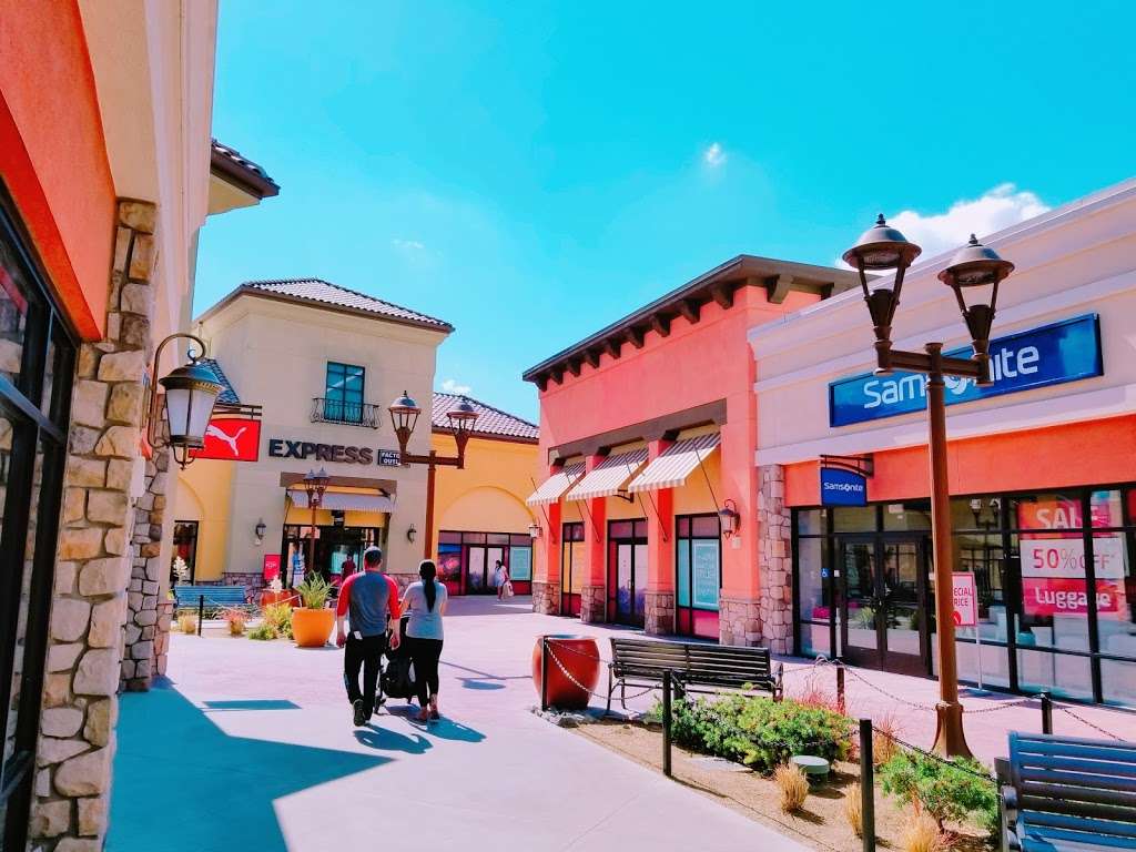 Tejon Outlets | California 93203, USA