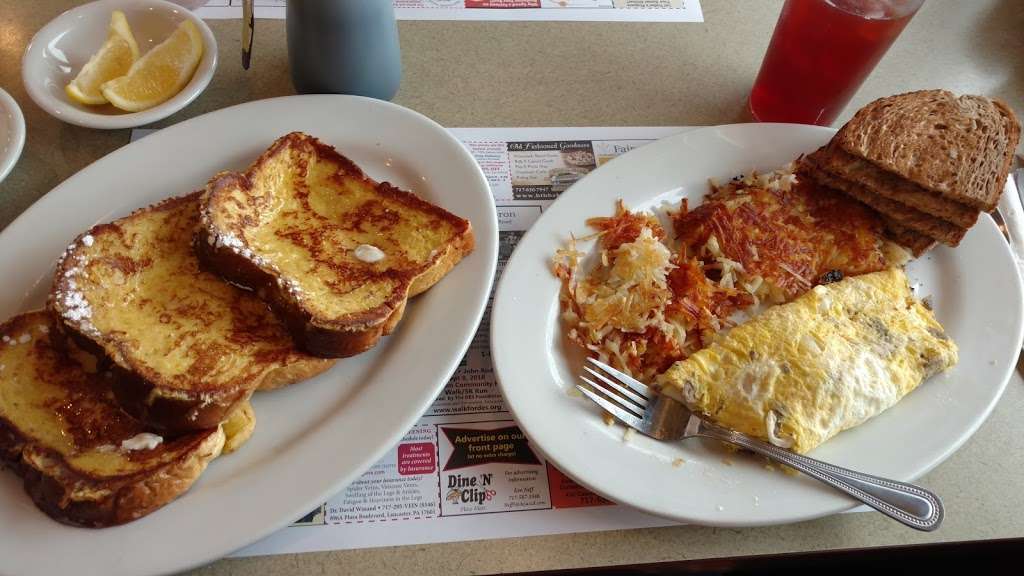 Lyndon City Line Diner | 1370 Manheim Pike, Lancaster, PA 17601, USA | Phone: (717) 393-4878