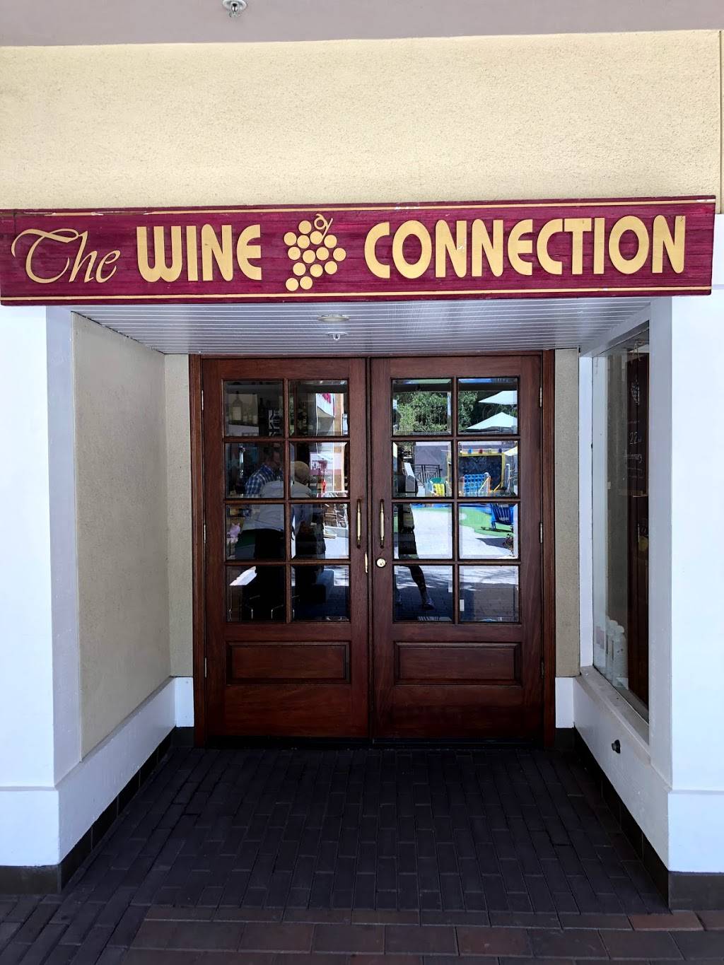 The Wine Connection | 2650 Via De La Valle # C130, Del Mar, CA 92014, USA | Phone: (858) 350-9292