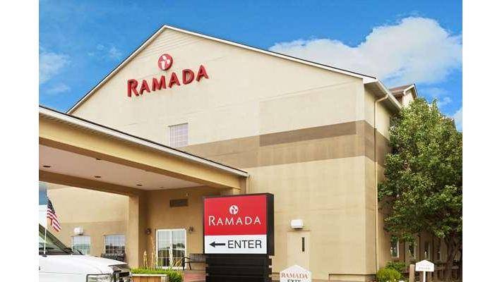 Ramada by Wyndham Louisville Expo Center | 2912 Crittenden Dr, Louisville, KY 40209 | Phone: (502) 694-4675