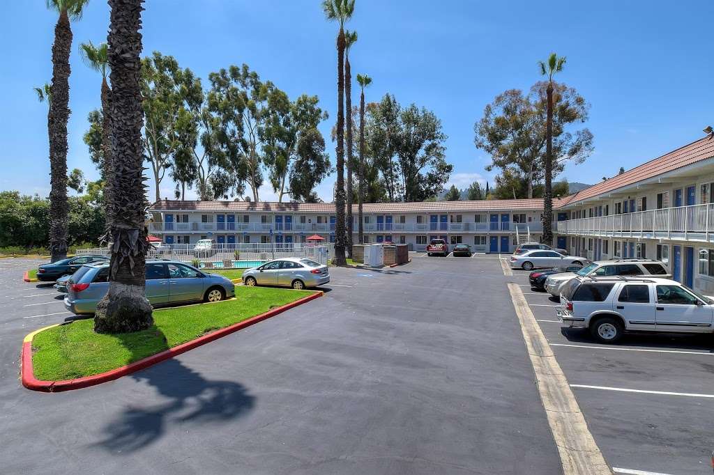 Motel 6 Los Angeles - Hacienda Heights | 1154 S 7th Ave, Hacienda Heights, CA 91745, USA | Phone: (626) 968-9462