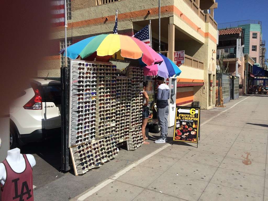 Frutas El Chapin | 309 Ocean Front Walk, Venice, CA 90291