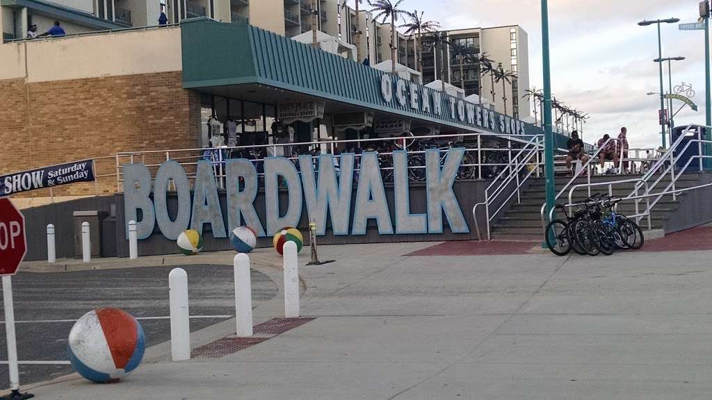 Wildwood Boardwalk | 407 E St Paul Ave, Wildwood Crest, NJ 08260, USA | Phone: (609) 522-3900