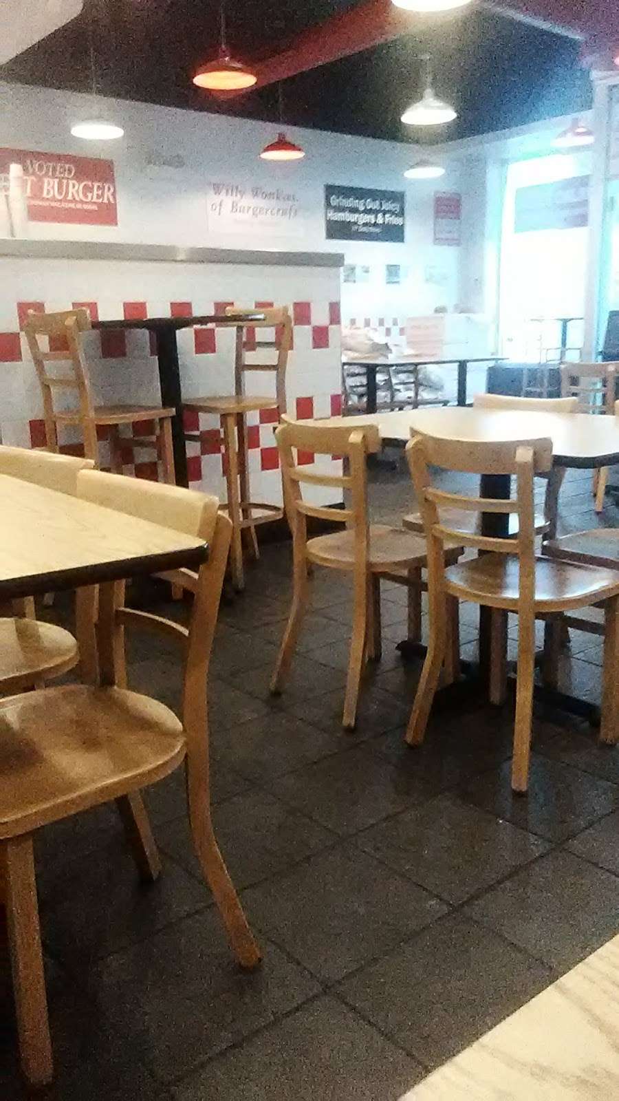 Five Guys | 1384 Winston Plaza, Melrose Park, IL 60160, USA | Phone: (708) 450-4505