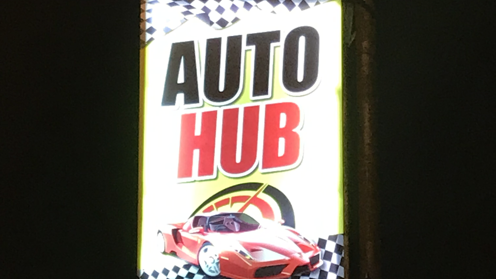 Auto Hub | 5371 S 27th St, Greenfield, WI 53221, USA | Phone: (414) 763-8360