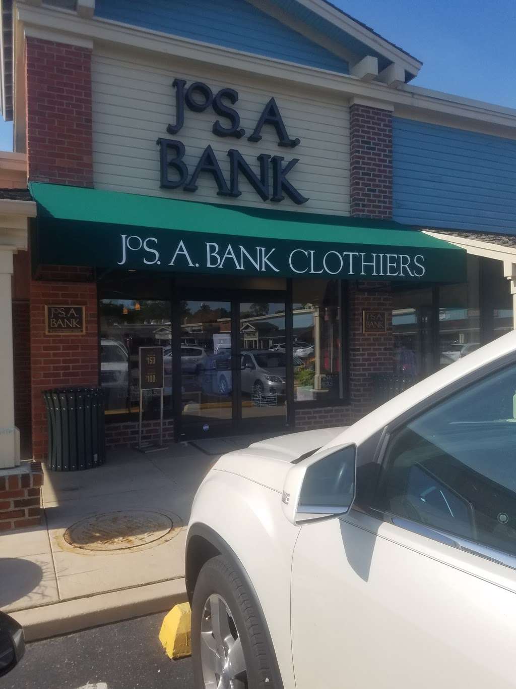 Jos. A. Bank | 218 N Washington St Ste 55, Easton, MD 21601 | Phone: (410) 763-6895