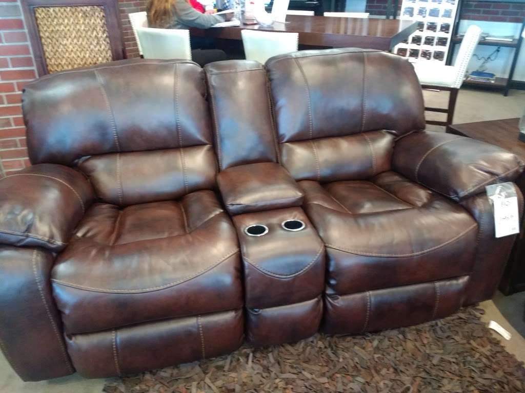 Big S Furniture Furniture Store 1080 W Sunset Rd Henderson