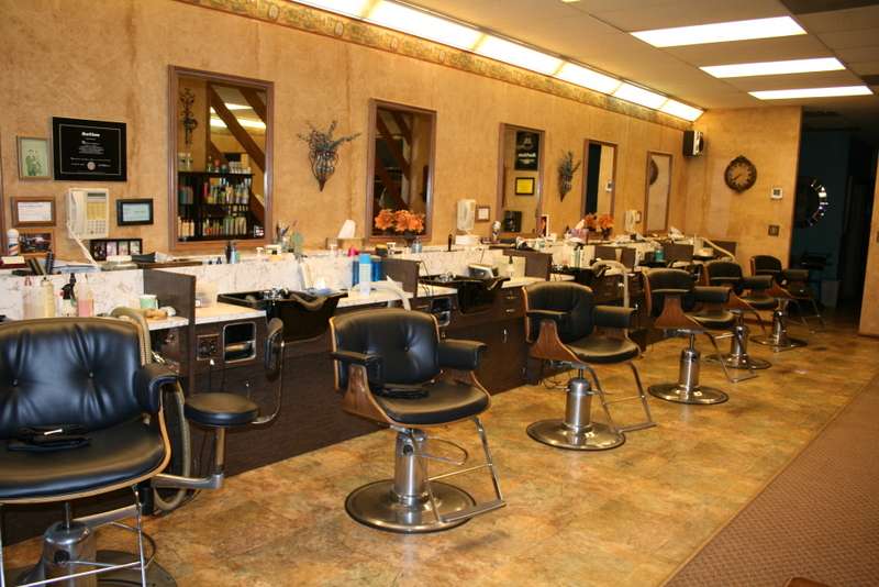 Bocks Hairstyling | 9946 College Blvd, Overland Park, KS 66210, USA | Phone: (913) 451-1813