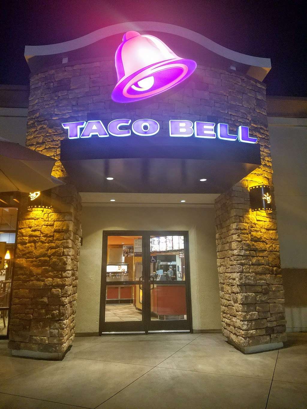 Taco Bell | 26521 Aliso Creek Rd, Aliso Viejo, CA 92656 | Phone: (949) 831-4122