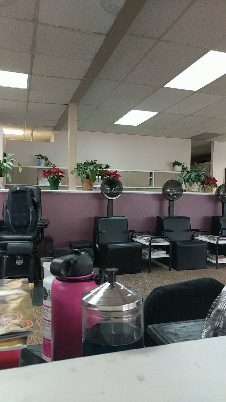 Salon West | 15273 E Smoky Hill Rd, Aurora, CO 80015, USA | Phone: (303) 693-0434