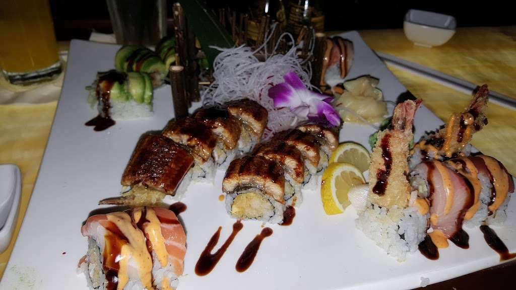 Kabuto Japanese Steakhouse and Sushi Bar | 8813 Pulaski Hwy, Essex, MD 21221, USA | Phone: (443) 969-2106