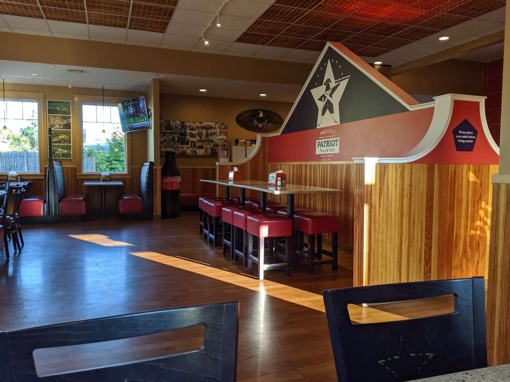 Patriot Pizza & Subs | 24 Main St, Townsend, MA 01469, USA | Phone: (978) 597-5500