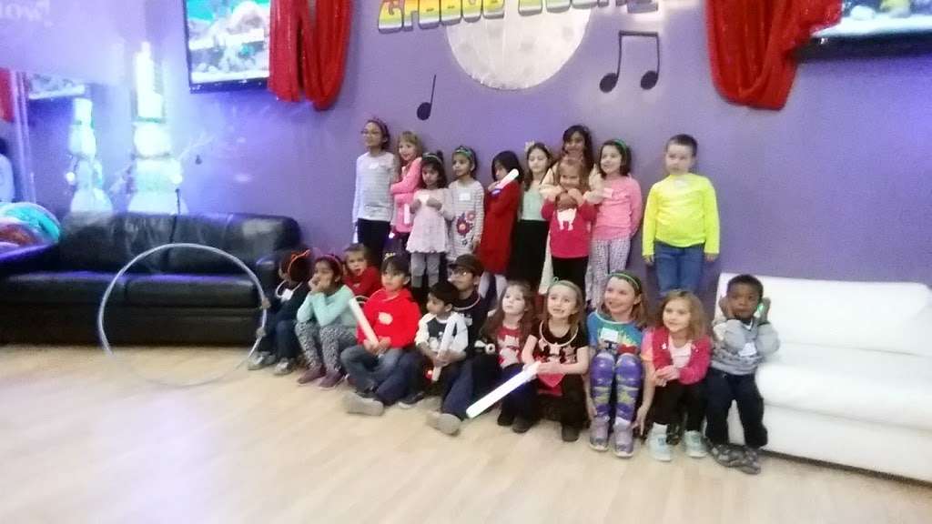 Betsy Fischers Groove Lounge | 701 Cooper Rd #3, Voorhees Township, NJ 08043, USA | Phone: (856) 504-3913