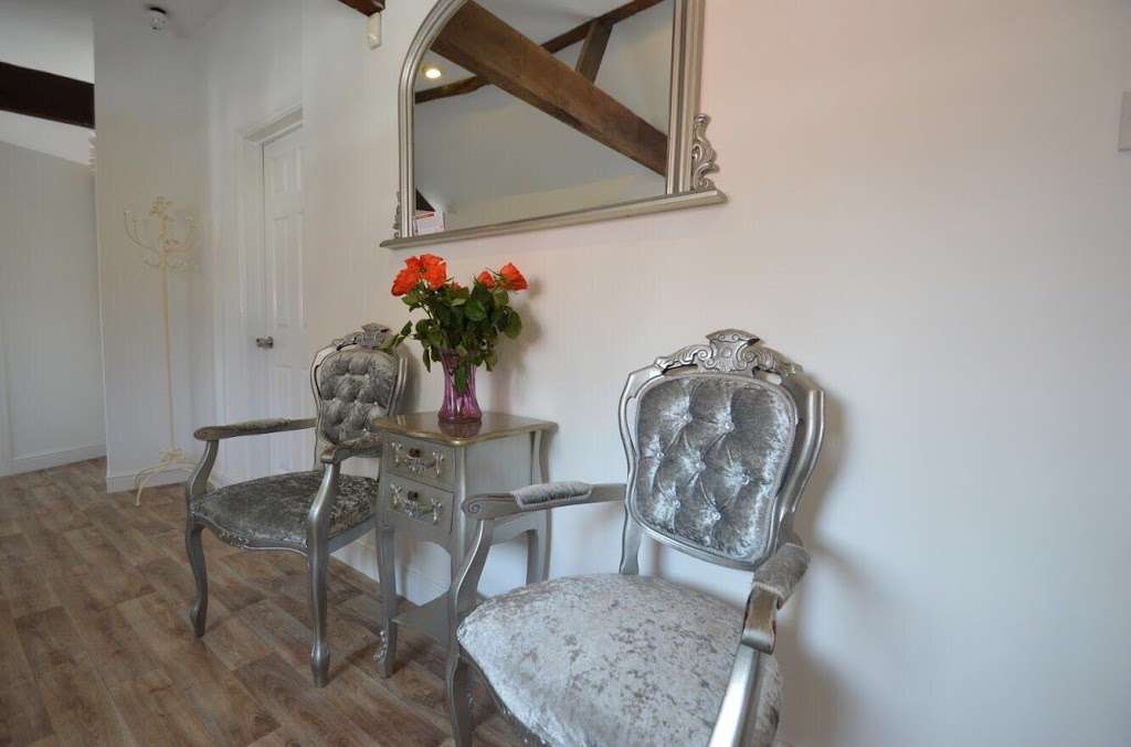 The Beauty Lounge | Wellingham House, Church St, Welwyn AL6 9LN, UK | Phone: 07595 900756