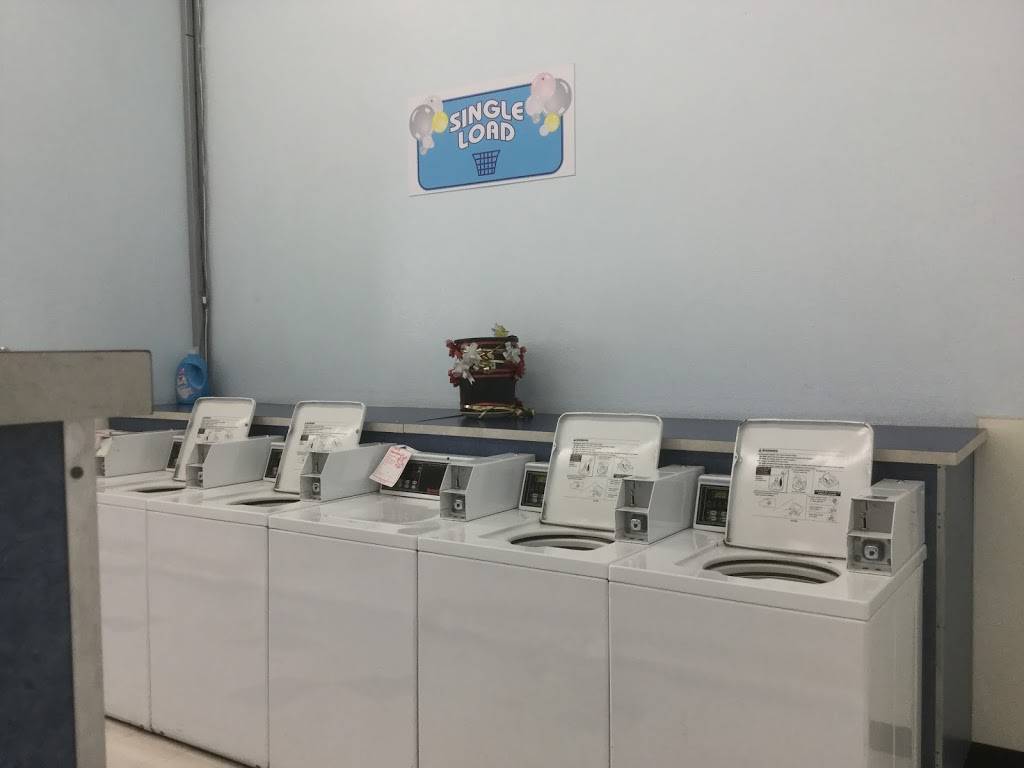 West Grand Coin Laundry | 933 W Grand Ave, Oakland, CA 94607 | Phone: (510) 474-3800