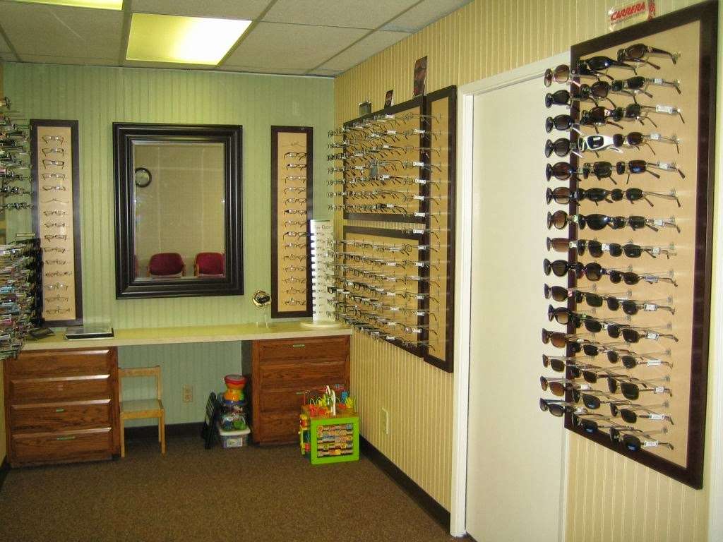 Almaden Family Optometric Center | 6531 Crown Blvd Suite #4, San Jose, CA 95120, USA | Phone: (408) 997-2020