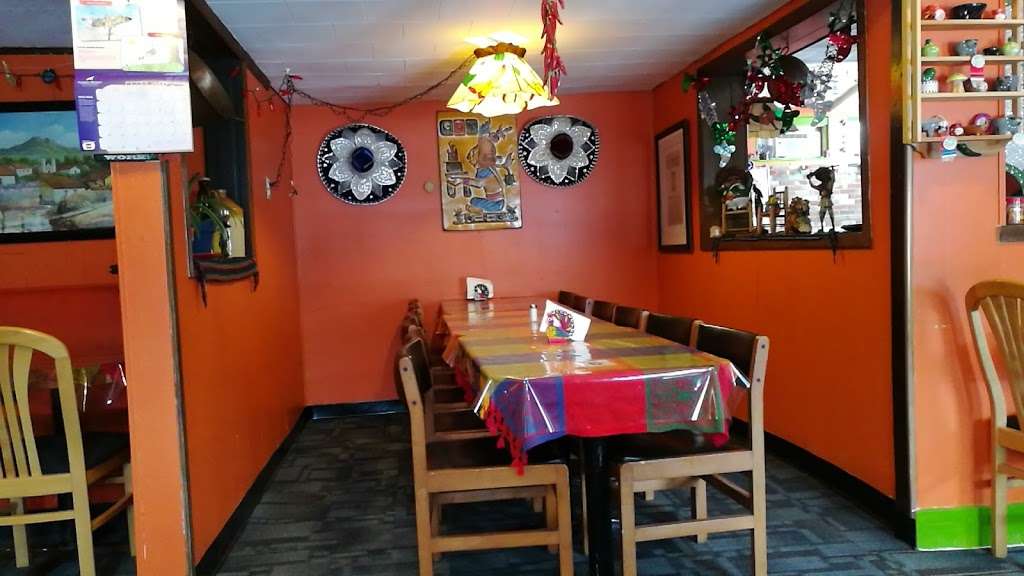 El Molcajete Mexican Food | 271 Old Croton Rd, Flemington, NJ 08822, USA | Phone: (908) 237-1553
