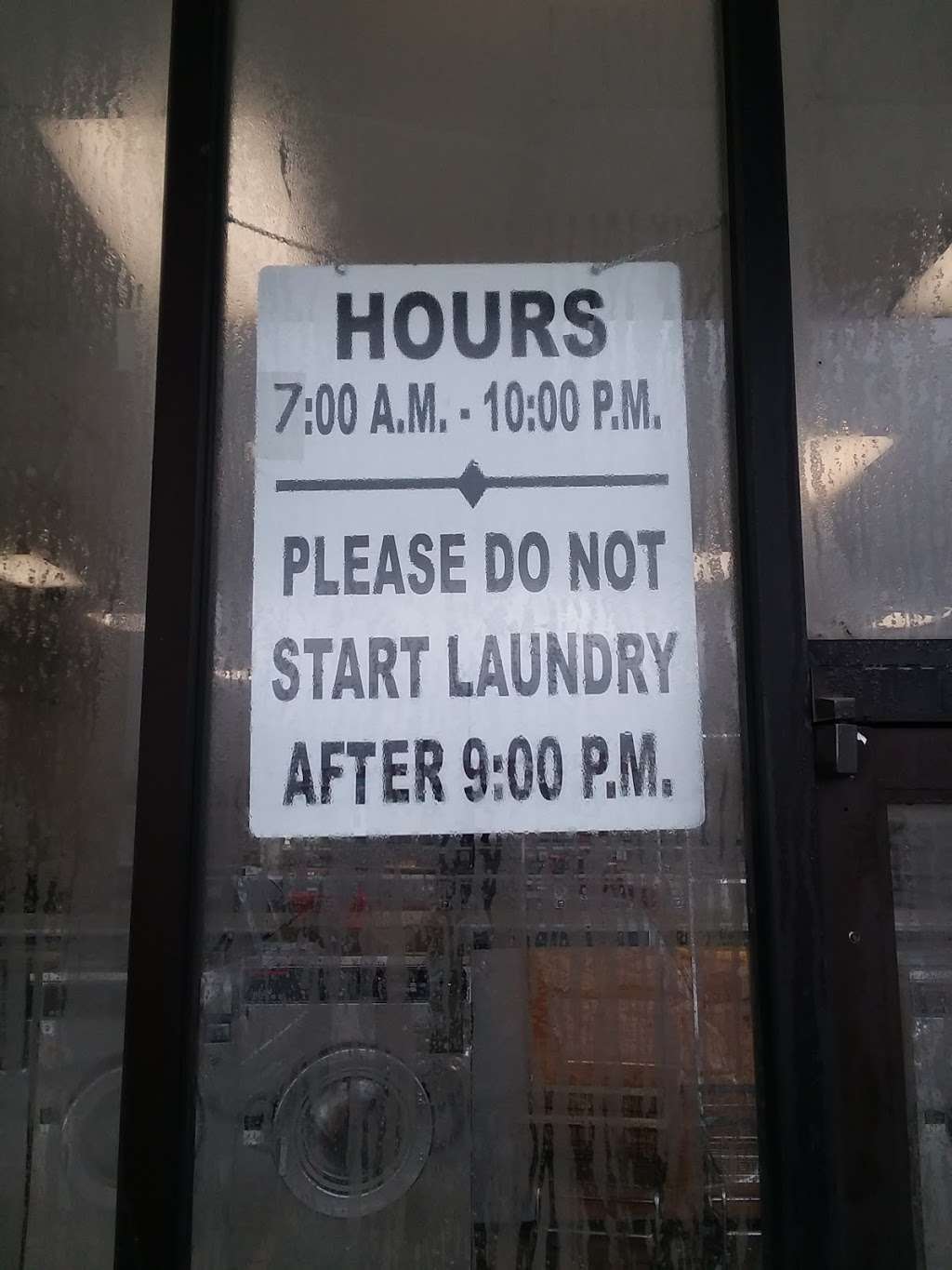 Kwik Wash (Operated by E-Z Wash) | 7121 W US Hwy 90 Ste 195, San Antonio, TX 78227, USA | Phone: (210) 359-9274