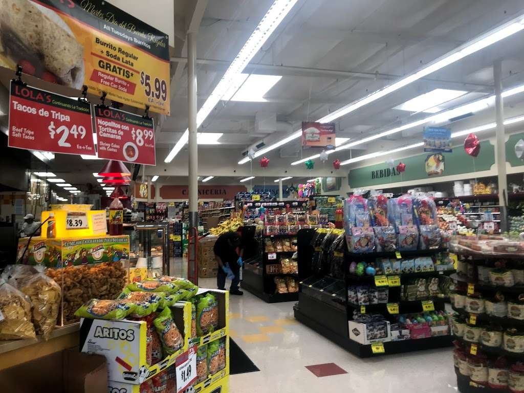 Lola´s Market | 241 N McDowell Blvd, Petaluma, CA 94954, USA | Phone: (707) 762-2112