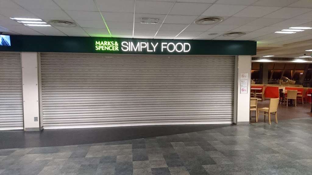 M&S Thurrock M25 Moto Simply Food | M25, Thurrock M25 Moto Simply Food, J30-31, Arterial Road, Romford, Grays RM16 3BG, UK | Phone: 01708 865487