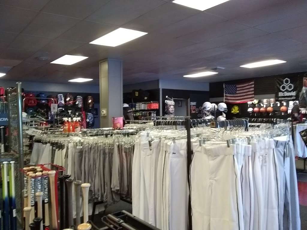 Pasadena Sporting Goods | 115 E. Pasadena Fwy, Pasadena, TX 77506, USA | Phone: (713) 477-7151