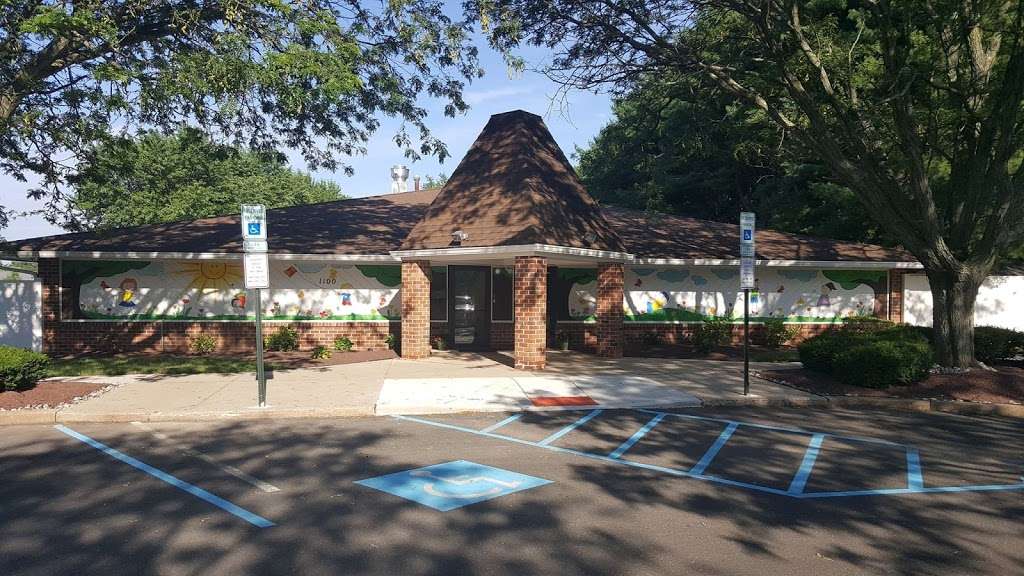 Sunny Tree House - Childcare & Early Learning Center | 1100 2nd St Pike, Richboro, PA 18954, USA | Phone: (215) 494-9570