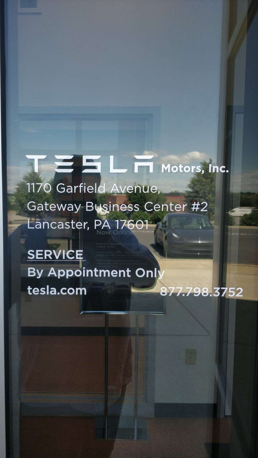 Tesla Service Center | Gateway Business Center, 1170 Garfield Ave #2, Lancaster, PA 17601, USA | Phone: (877) 798-3752