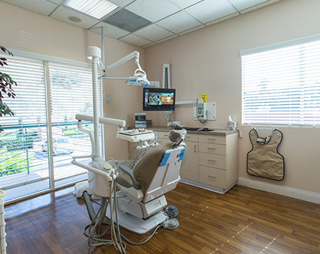 Fabriel D. Burquez, DDS | 180 Otay Lakes Rd #210b, Bonita, CA 91902, USA | Phone: (619) 324-5040