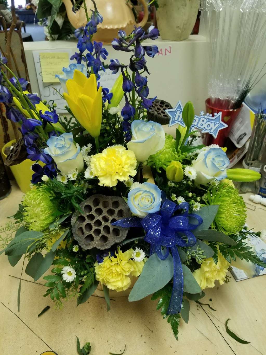 Lanez Florist & Gifts, Inc | 2946 NC-127 A, Hickory, NC 28602, USA | Phone: (828) 330-0708