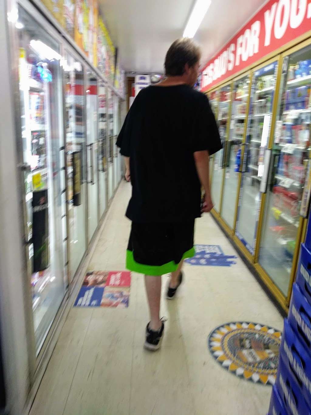 Layton Beer & Liquor | 2008 W Layton Ave #2703, Milwaukee, WI 53221, USA | Phone: (414) 282-8181