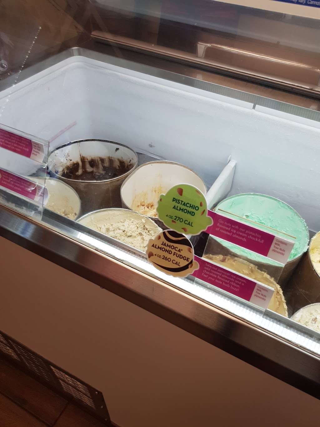 Baskin-Robbins | 15224 Vanowen St, Van Nuys, CA 91405, USA | Phone: (818) 782-1187