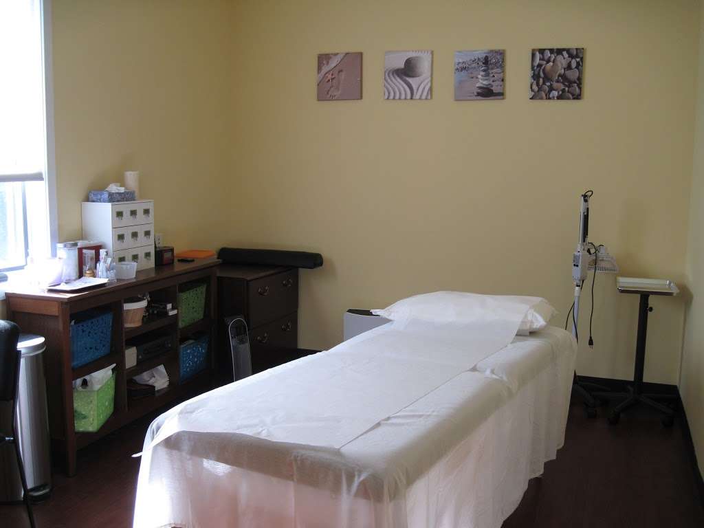 AcuMeridian Wellness Acupuncture and Herbal Medicine | 242 Hwy 79 #11, Morganville, NJ 07751, USA | Phone: (732) 858-1322