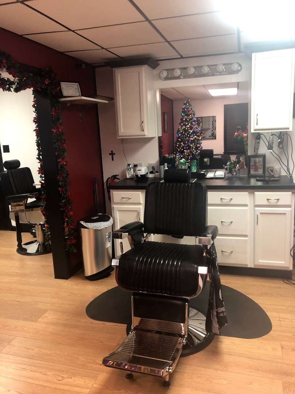 Red’s Barbershop | 62 West End Rd, Wilkes-Barre, PA 18706, USA | Phone: (570) 846-4161