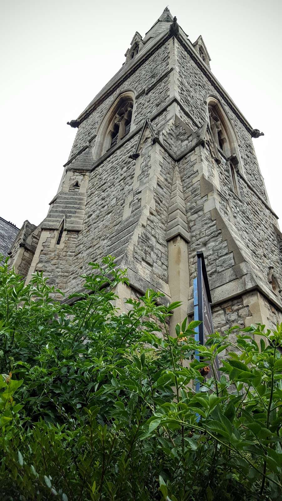 St Andrew’s Church | Thornhill Square, London N1 1BQ, UK | Phone: 020 7607 4552