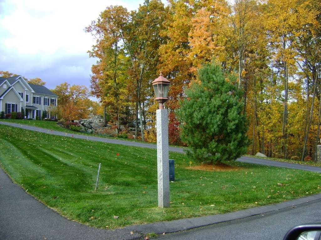 Arrow Fence Co Inc | 360 South St, Marlborough, MA 01752, USA | Phone: (508) 485-3334