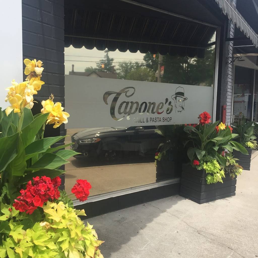 Capones Grill & Pasta Shop | 5880 Wyandotte St E, Windsor, ON N8S 1M8, Canada | Phone: (519) 944-0128