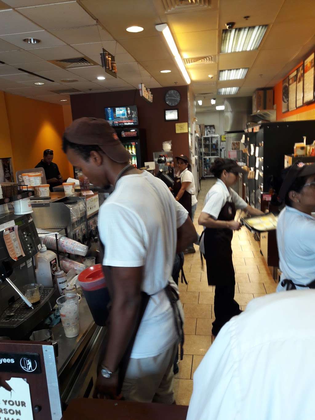 Dunkin Donuts | 7530 Montpelier Rd, Laurel, MD 20723, USA | Phone: (301) 498-2444