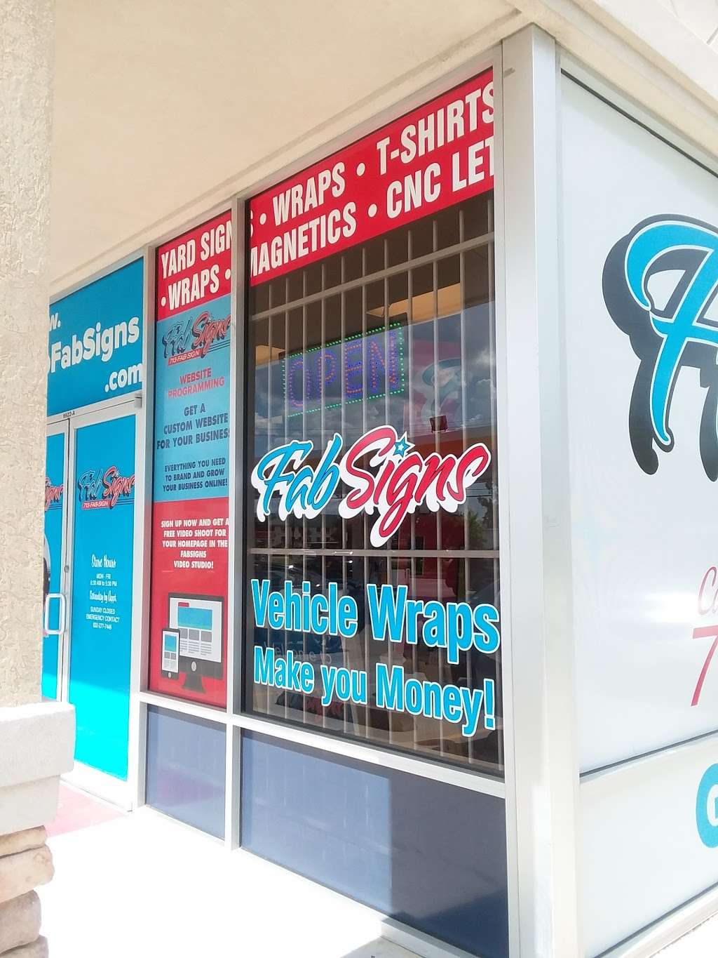 Fab Signs | 9922 North Fwy, Houston, TX 77037, USA | Phone: (713) 322-7446