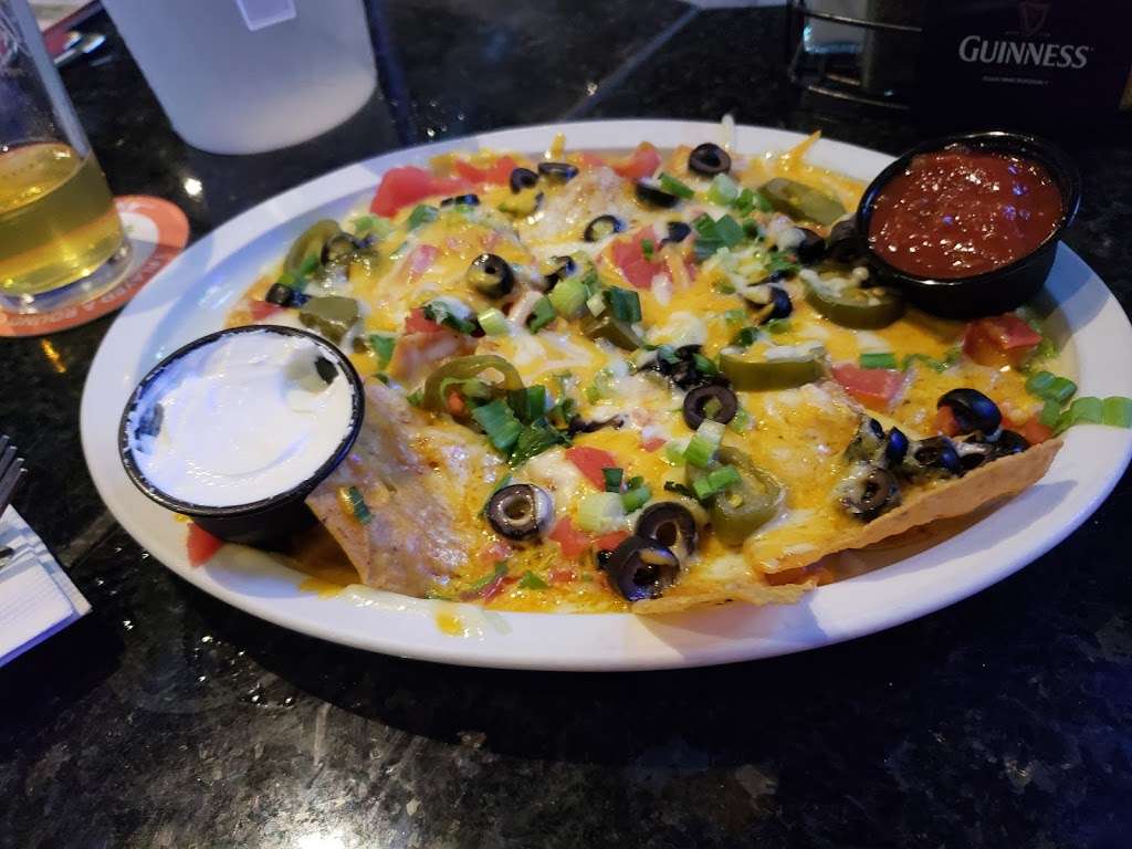 1st and 10 Sports Bar & Grill | 507 Danbury Rd, New Milford, CT 06776, USA | Phone: (860) 354-1800